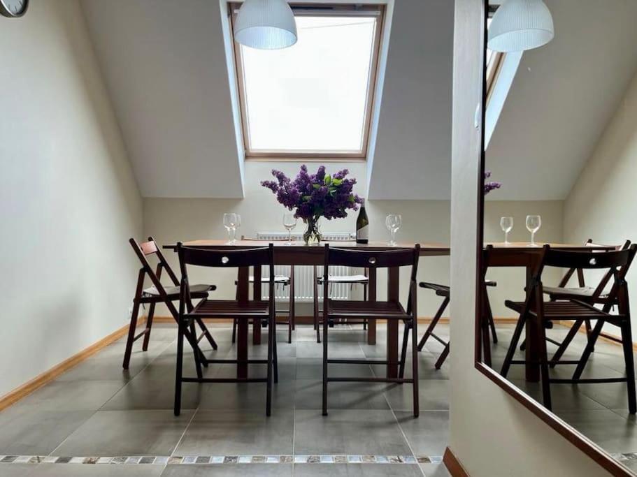 Apartament Hemingwaya Jelení Hora Exteriér fotografie